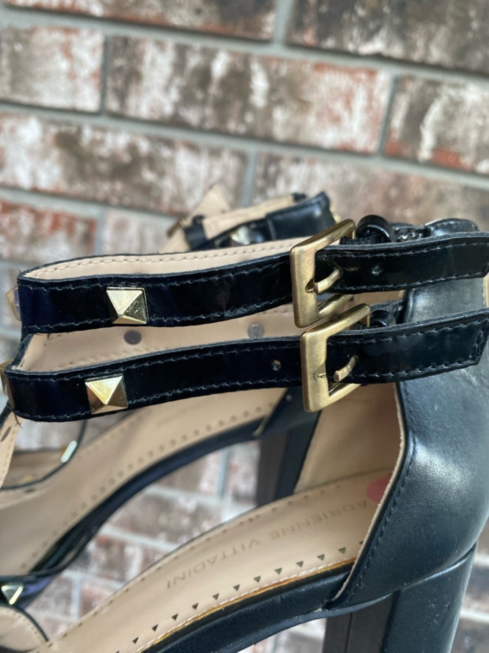 Adrienne Vittadini Black Pointed T-Strap Studded Block Heels - Picture 5 of 9
